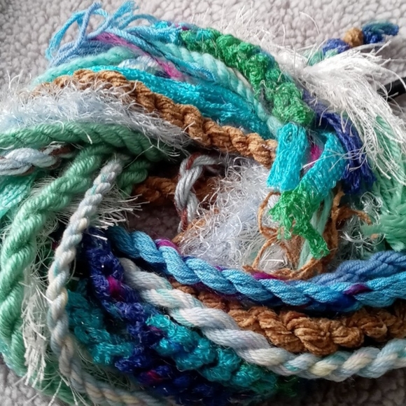 Blue Green Tan Cream Earthy Yarnfall - Picture 9 of 10